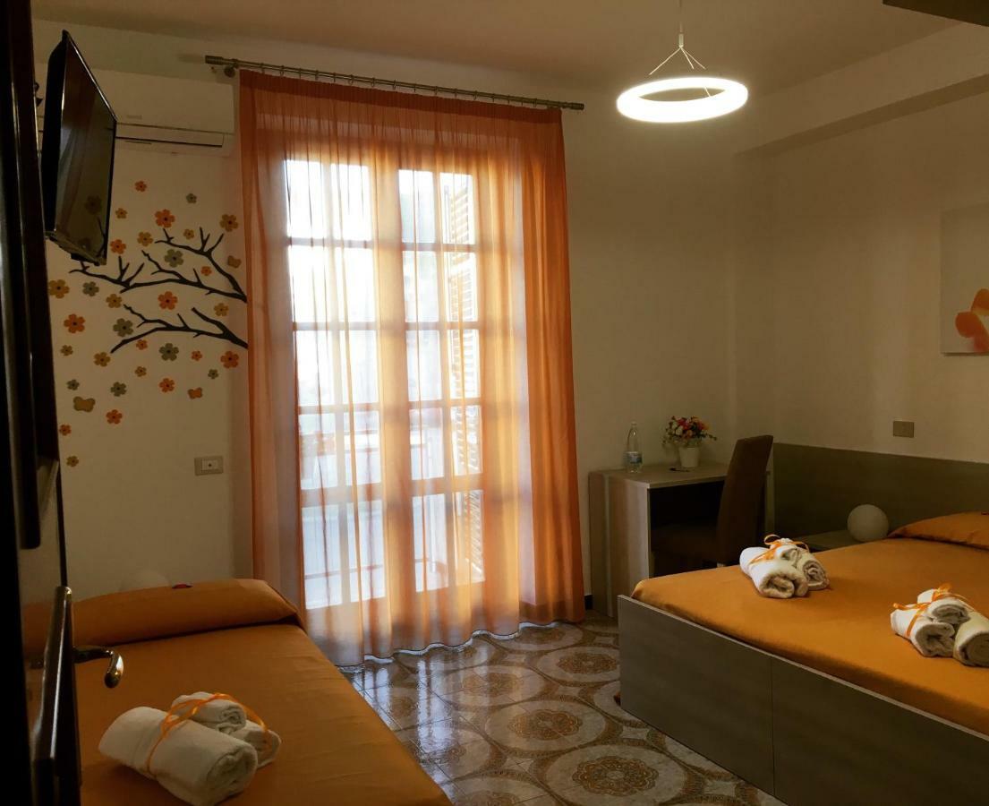 Alto Giardino Rooms Терразини Экстерьер фото